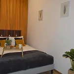 Center Family & Friends Two Bedrooms Spacious