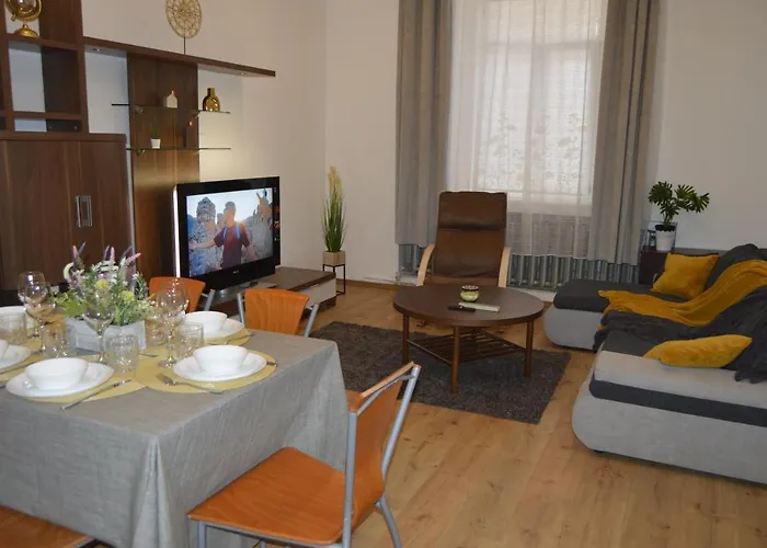 Center Family & Friends Two Bedrooms Spacious Riga