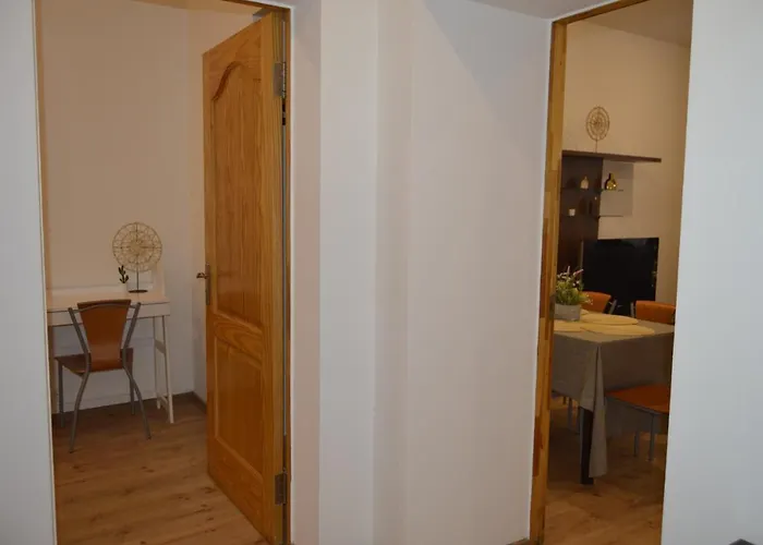 Center Family & Friends Two Bedrooms Spacious *