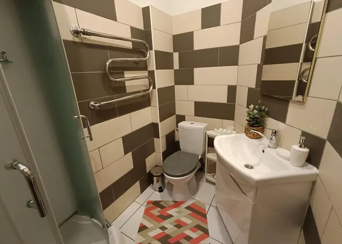 Apartment Center Family & Friends Two Bedrooms Spacious *