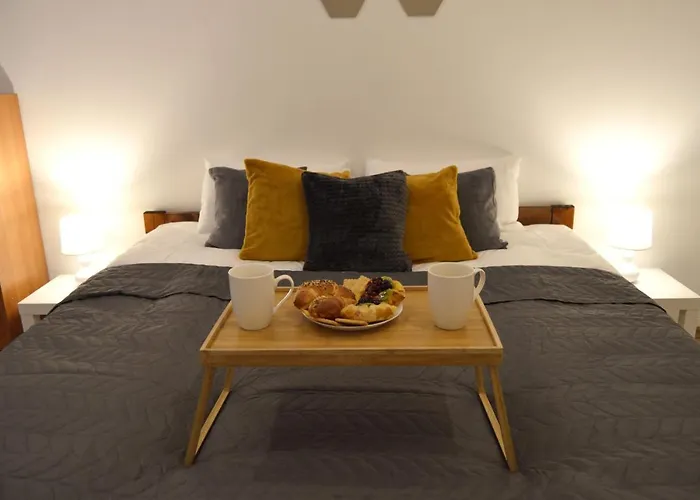 Center Family & Friends Two Bedrooms Spacious Dzīvoklis *