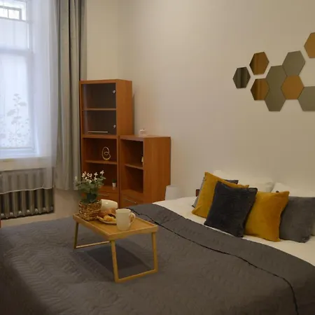 Spacious Center Family 2 Bedrooms Riga